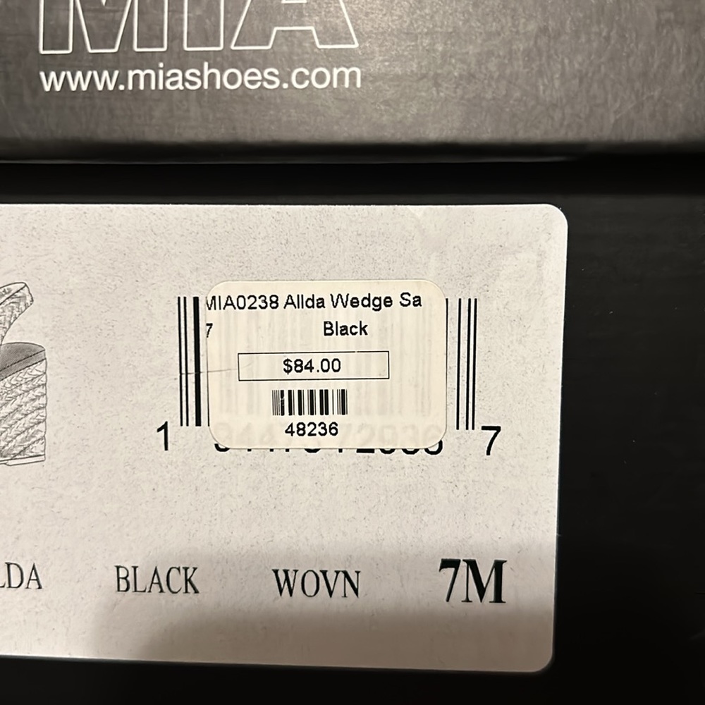 Mia Allda Wedge Women’s Shoe Size 7 Black and White - Picture 5 of 5